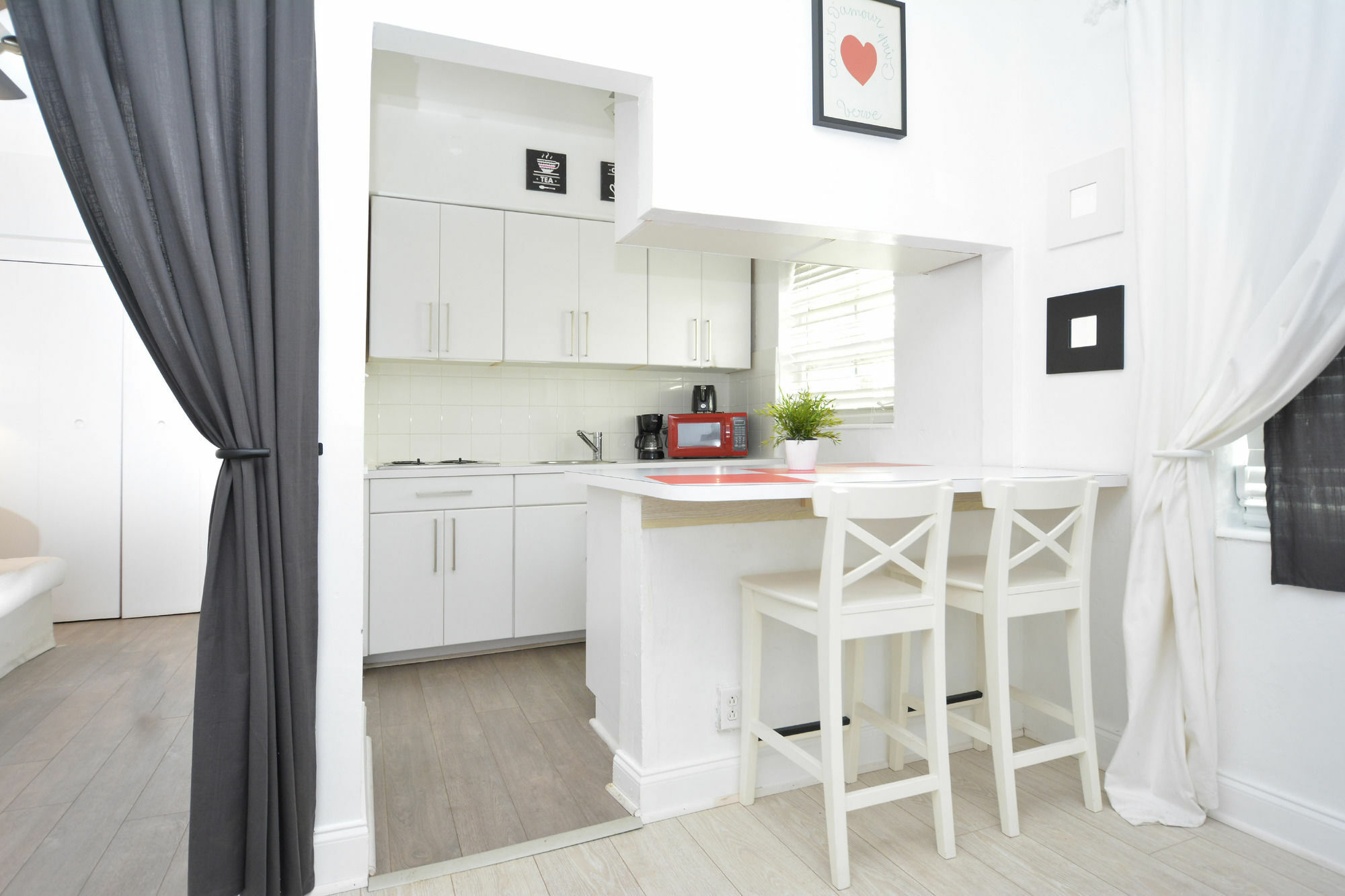 761 South Beach Apartments ไมอามีบีช ภายนอก รูปภาพ